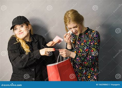 Security Guard And Shoplifter Stock Image Image Of Steal Arrest 166298863