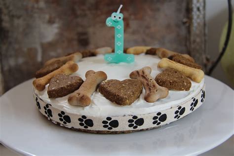 Made with whole wheat flour, peanut butter, eggs, applesauce, grated carrot, and just a touch of honey, this cake is wholesome and the perfect dog birthday cake for your furry friend! dog-food