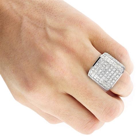 Mens Diamond Rings For More Luxury And Elegance