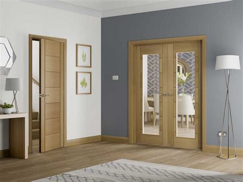 With our glazed doors you will add not only design feature to your home but also light up your interior. Palermo Glazed' Oak Interior Door pair