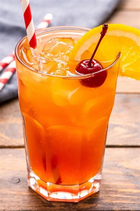Alabama Slammer Easy Fruity Cocktail Julies Eats And Treats