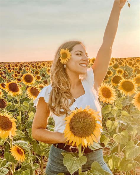 Sunflower Fields Instagram Picture Ideas Sunflower Field Pictures