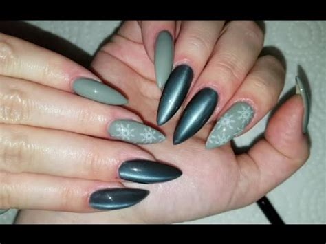 Specialising in nail art, swarovski on fingers and toes and. Grey Cat Eye For Winter ️ Pointy Almond Shaped Acrylic ...