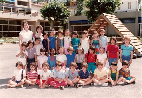 Photo De Classe Maternelle Derniere Annee De Ecole Fuon Cauda Copains D Avant