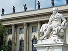 Berlin, Humboldt vor seiner Uni | de.wikipedia.org/wiki/Humb… | Flickr