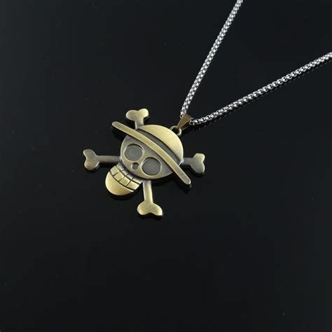 2021 Chains Anime One Piece Necklace Luffy Ace Pirate Skull Hat Metal