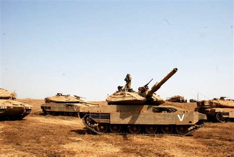 Merkava Mk 4 Tanks During Maneuvers Tank Military Armor Modern Warfare
