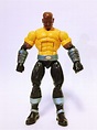 Combo's Action Figure Review: Luke Cage - Thunderbolts (Marvel Legends ...
