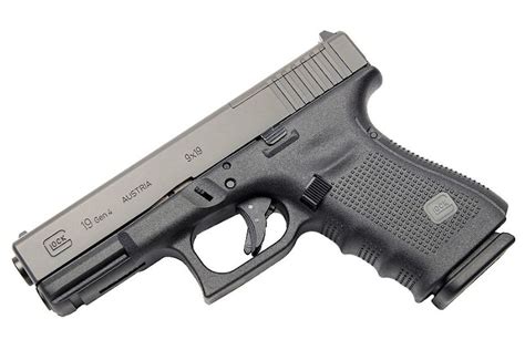 This Is How The Glock 19 Pistol Changed Everything The National Interest
