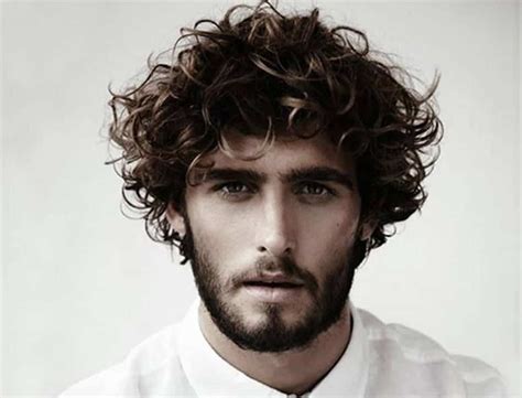 Curly Haircuts For Men That Ll Always Be In Style