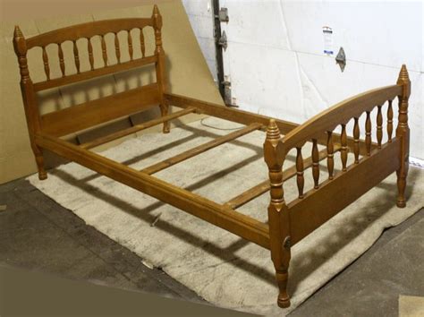 Antique Vintage Wood Wooden Twin Size Bed Frame Head Foot Board