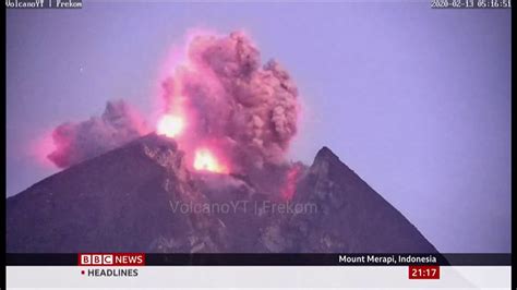 Mount Merapi Volcano Erupts Indonesia Bbc News 13th February