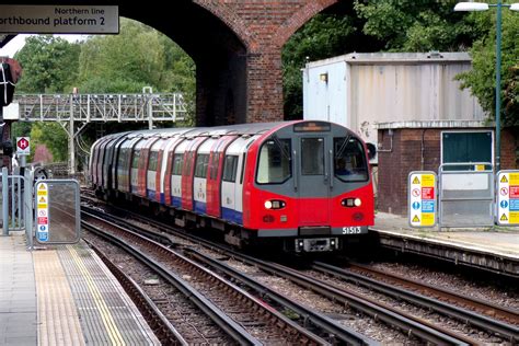 London Underground Northern Line 1995 Stock Ls Photography