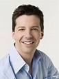 Sean Hayes Net Worth, Biography, Age, Weight, Height - Net Worth Inspector