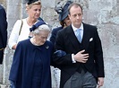 The Queen arrives at Alexandra Knatchbull's wedding as Prince Charles ...