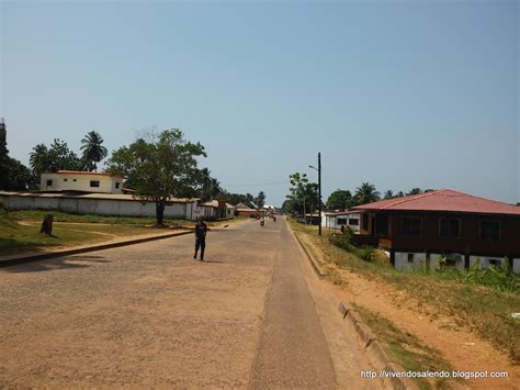 Vivendo Salendo Buchanan In Liberiasulla Costa Della Liberia