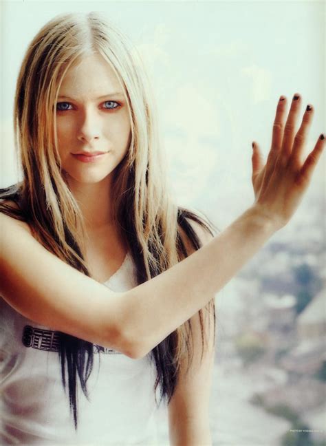 This song is the perfect example. The best of Avril Lavigne Brasil: InRock Magazine 2004