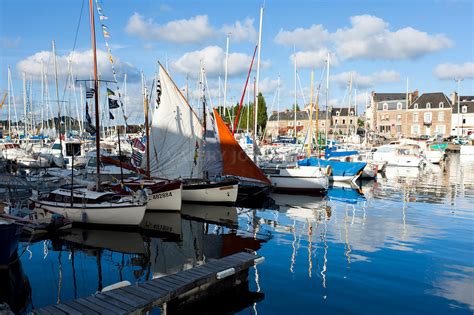 It is a tourist destination, especially during the summer months when people are attracted by its port and beaches. photos - photo: paimpol Bretagne