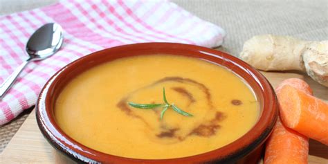 Don't knock it 'til you try it. Best Carrot Soup Recipe Ever / Creamy Carrot Soup ...