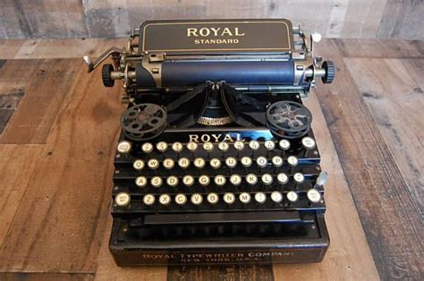 Vintage Royal Typewriter Standard Model Early 1900s Etsy Royal