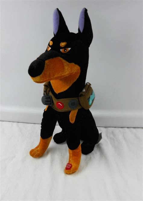 Doberman Alfa Falante Filme Up Grande Pelúcia Disney Raro R 18999