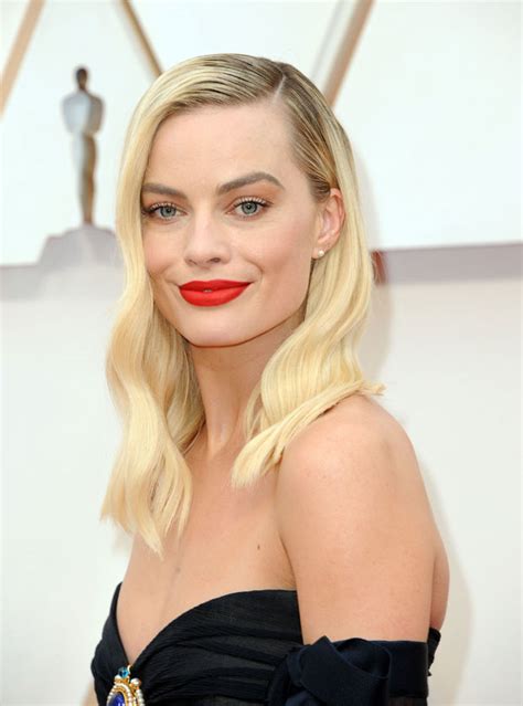 Margot Robbie Shows Off Sexy Dark Hair Makeover See Before And After