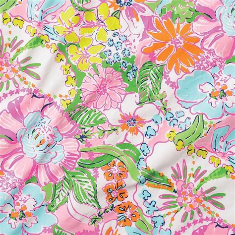 I will also be listing holy grail lilly pulitzer prints, which are the patterns that typically sell for more than retail. Lilly Pulitzer | Shopping Is My Workout