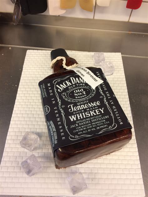 400 g, also 2/3 davon über einem wasserbad erwärmen. Pin von Was das Herz begehrt auf Motivtorten ...