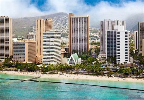 Hilton Waikiki Beach Updated 2021 Prices Hotel Reviews And Photos