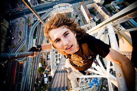 Russian Daredevils Was Awesome Extreme Climbing Taking Over The World