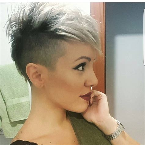 18 Stunning Pixie Cuts You Have To Try Funky Pixie Cut Pixie Cut