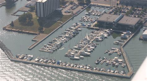 Dock Of The Bay Marina Premier Docking Facility In Downtown Sandusky