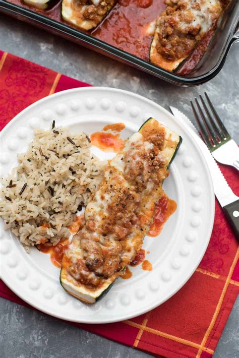 These stuffed zucchini boats are simple, healthy, and bursting with hot sauce flavor—a creative new way of enjoying everything you love about buffalo wings. Stuffed Zucchini Boats : Southwestern Stuffed Zucchini ...