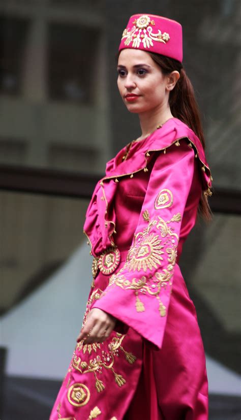 A Turkish Woman In Ottoman Costume Turkish Clothing Traditional