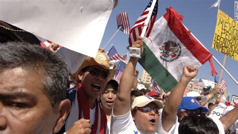 Los latinos son los más infelices de Estados Unidos según una encuesta CNN