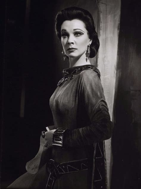 vivien leigh as lady macbeth in macbeth 1955