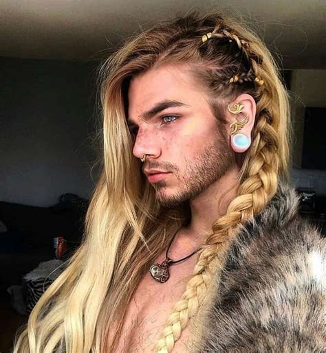 You can create a variety of styles using simple braiding techniques, and there are lovely ways to make your braid look great. Viking Hairstyle : Viking Hairstyles For Men Bavipower ...