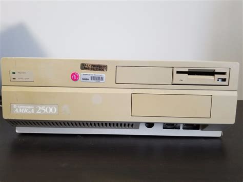 НАСА выставило на продажу свой старый компьютер Amiga 2500