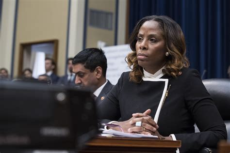 Stacey Plaskett Who Couldnt Vote To Impeach Trump Is Using Her Prosecutorial Background At