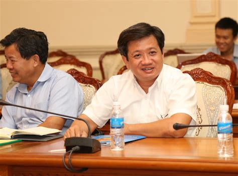 #thoisuthanhnien #tinnongthanhnien #phongsuthanhniensáng 28.5.2021, ông đoàn ngọc hải bất ngờ đăng nhật ký hành trình trong đó nhắc đến hoài linh và vụ. Ông Đoàn Ngọc Hải từng 20 năm phụ mẹ bán hàng rong ở quận 1