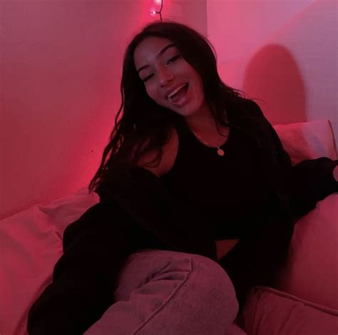 See more ideas about anime swag y2k/baddie aesthetic pfp/profile picture for tiktok in 2021 | creative profile picture, cute profile pictures, profile pictures for tiktok. Baddie Aesthetic Pfp - Baddies Aesthetic Girls And ...