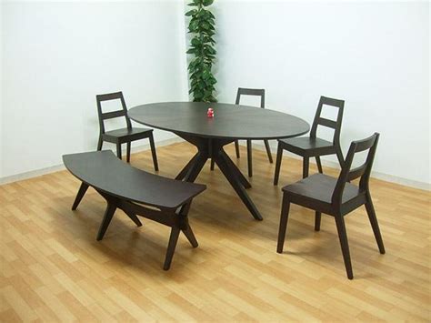 When deciding on your ideal dining table size, consider that 'less is more' if you're looking for a comfortable, spacious room. 20 Best Round 6 Person Dining Tables | Dining Room Ideas