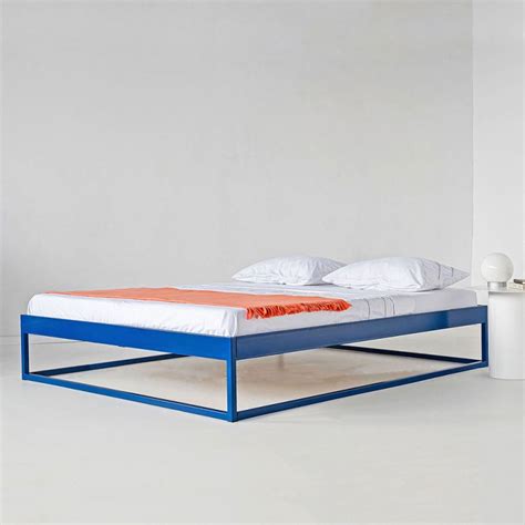 Preis versteht sich ohne lattenrost, matratze, bettwaren und dekoration. SIMPLEX Das moderne Bett ohne Kopfteil 140x200