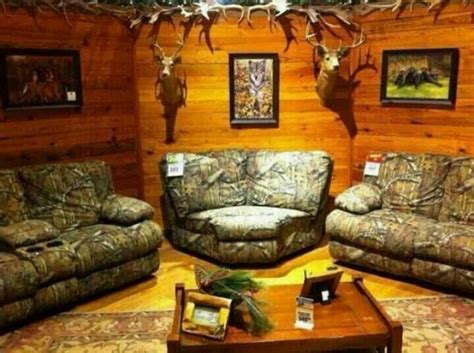 Here's how to decorate your house in a lodge theme to enjoy the natural ambiance in a rustic decorating style. Love the camouflage furniture!! | Guns and Camo ...