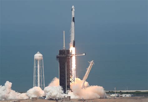 The launch of spacex's crew dragon capsule with three us and one japanese astronaut from the crew dragon was supposed to launch on a falcon 9 rocket from cape canaveral in florida. SpaceX Launches the Crew Dragon into Orbit | The Mary Sue