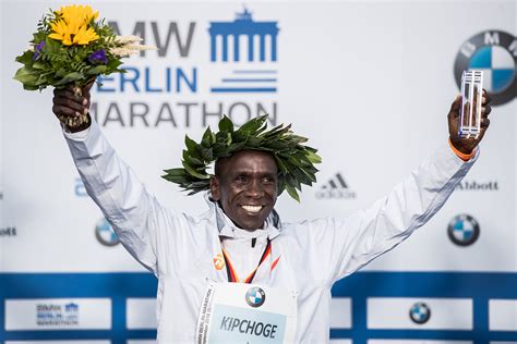 Kenya's defending champion from rio 2016, eliud kipchoge, won the men's marathon at tokyo 2020. GettyImages-1034083082.jpg