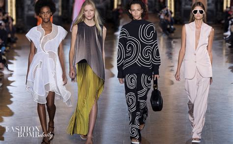 Show Review Stella Mccartney Spring 2016 Fashion Bomb Daily