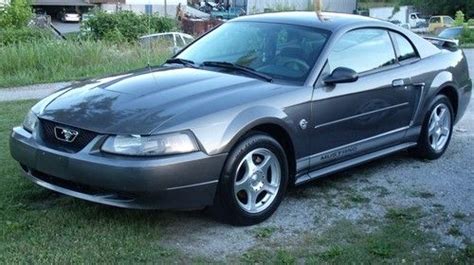 Buy Used 2004 Ford Mustang 40th Anniversary Edition V6 Automatic In La