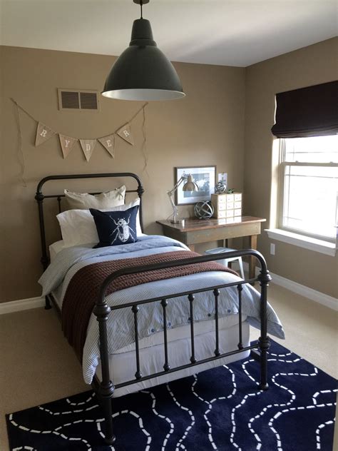 We have created this guide to help you begin a plan to create a the best little boy's room décor. 21 Best Teen's Bedroom Design Ideas