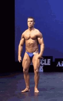 Muscle Back Pose GIFs Tenor